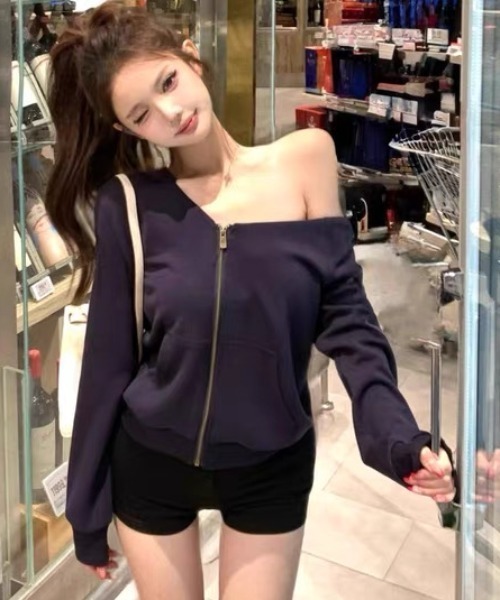 One-shoulder дартс-ап пак