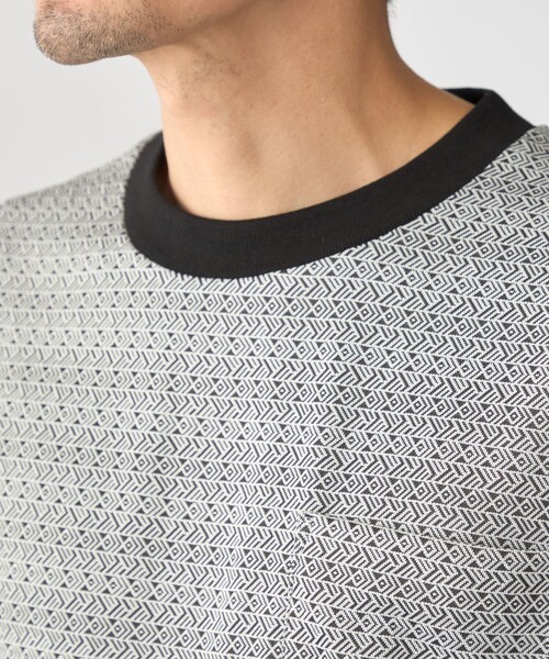 SHIPS: гёметрик лайт рилакспокет T‑shirt