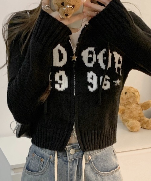 Front Logo Knit Parker — свитшот с логотипом спереди