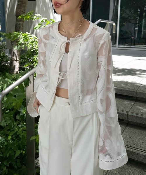 MEDI SHEER DAMASK JACQUARD BLOUSE — блуза из дамасской жаккардовой ткани, полупрозрачная