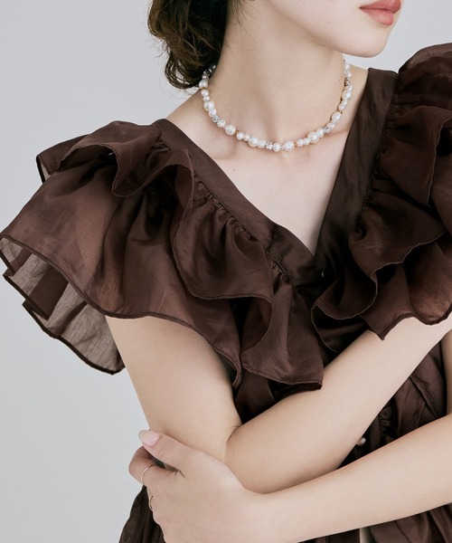 Shiaフリル V‑neck блузка