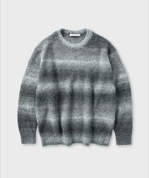 Graduation round-neck knit_BLACK