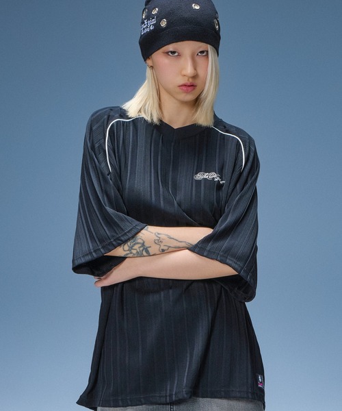 SCRIPT LOGO BIG TEE — футболка с крупным логотипом