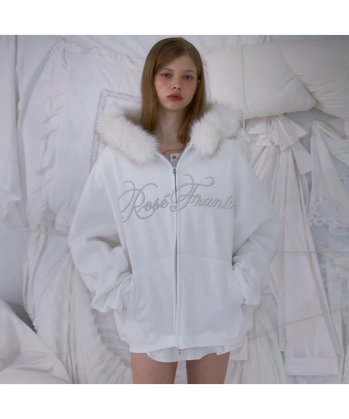 Fur Overfit Lettering Hood Zip-up — овечья плюшевая оверсайз худи с надписью, цвет ivory