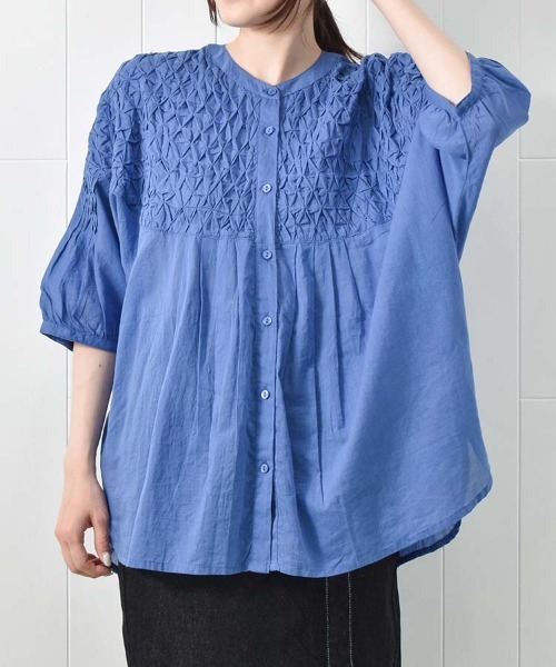 Smocking blouse 26 — блузка с декоративной сборкой, размер 26