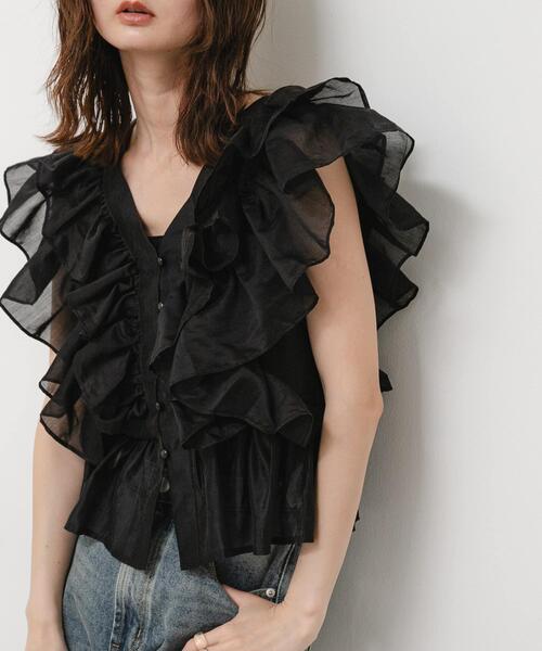 Sheer frill blouse — полупрозрачная блузка с оборками