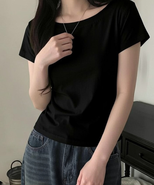 One‑shoulder border boatneck поло — короткий рукав T‑shirt