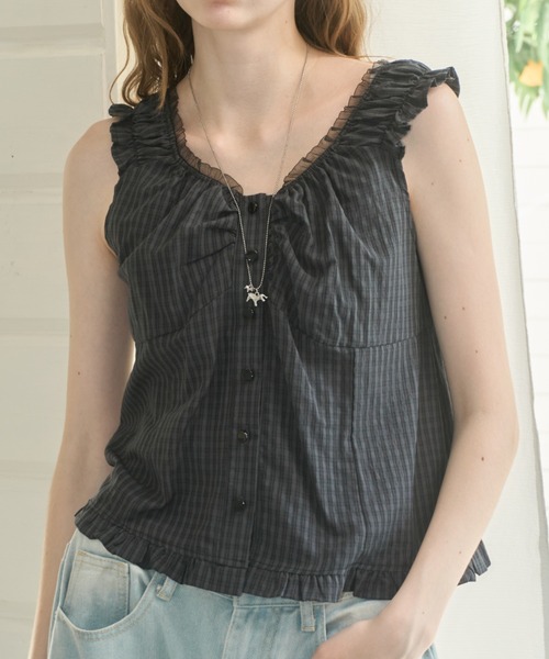 Frill gathered sleeveless blouse — блуза без рукавов с оборками (Frilled gathered)