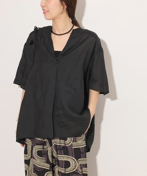 Garment Dye V‑neck pullover — пуловер с V‑образным вырезом garment dye