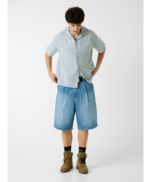 GUESS JEANS Boxy Camp Shirt — бокс-шерт кемп-рубашка GUESS JEANS