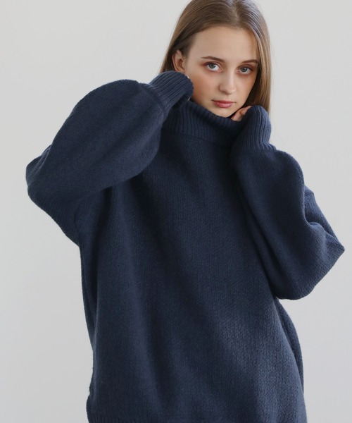 Sideslit Mockneck Open‑back футболка от Mockneck