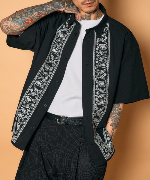 Рубашка‑бандана с вышивкой — embroidered bandanna shirt