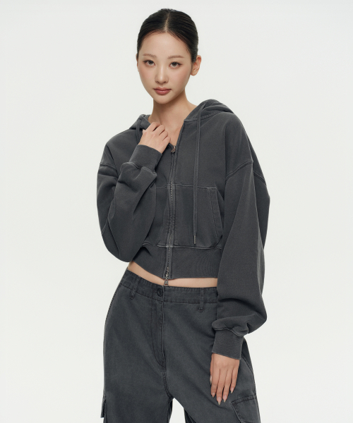 Women's pigmented premium volume crop hood zip‑up [chacoal grey] — укороченная толстовка‑зип