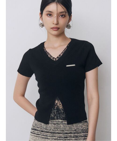 Lease레이ヤード V‑neck knit half‑shirt — трикотажная футболка с V‑образным вырезом