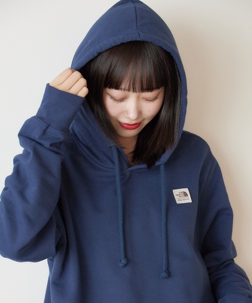 THE NORTH FACE Heritage‑Like Patch Pullover Hooded Sweatshirt / NF0A7UNU — свитшот‑худи Heritage‑Like (японский предпродажный товар)