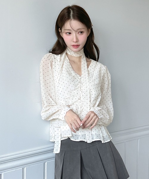 Taiscarf принт‑футболка Dott Sharing Tie Blouse — коллекция 2026 SS