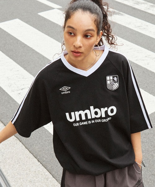 UMBRO анбро отдельная серия Game Line Dros トロゴ刺繍 Raglan sleeve V-neck T-shirt (полусл)