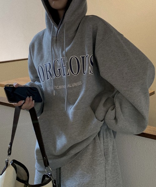 Oversize Big Sweet Parker — большой свитер‑худи oversize