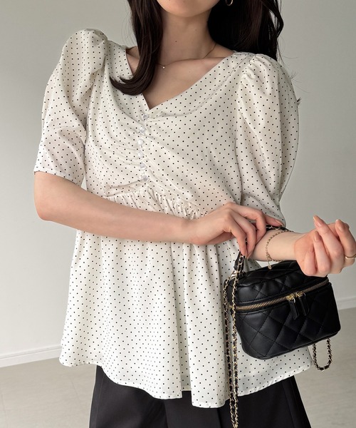 Dot pass rib fleece blouse