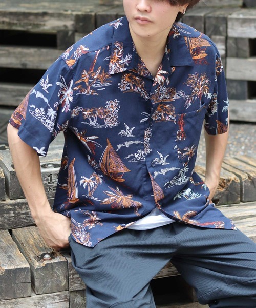 Layered Aloha Shirt / полу‑короткая рубашка с цветочным и японским принтом — мужская, свободная.