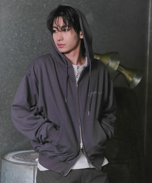 “Confirm” худи на молнии с вышивкой логотипа / Confirm Logo Embroidery FullZIP Hoodie (унисекс)