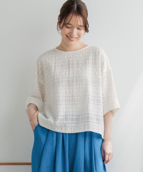 Double front shear jogger chad check crewneck blouse