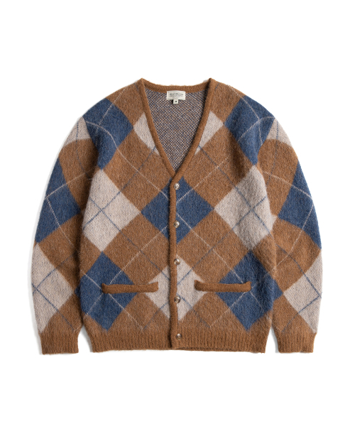 W22 Argyle Cardigan (camel) — кардиган с аргайл‑узором, верблюжий цвет
