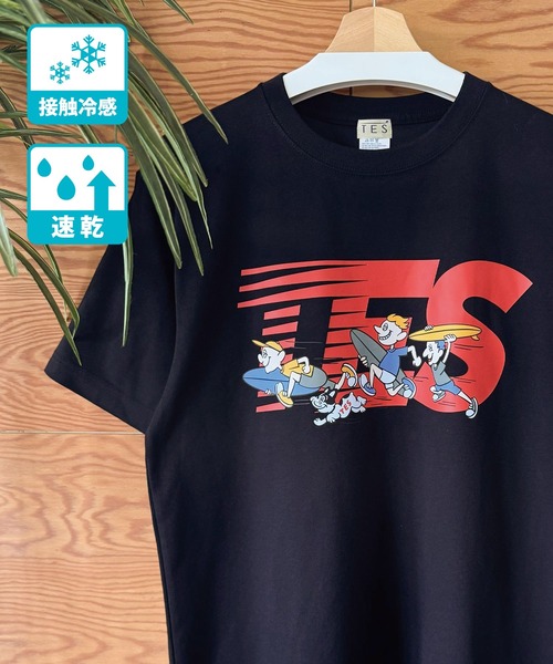TES COOLDRY RUNNER T-SHIRT — футболка с влагоотводящим эффектом (WEB/FLAG SHOP限定)