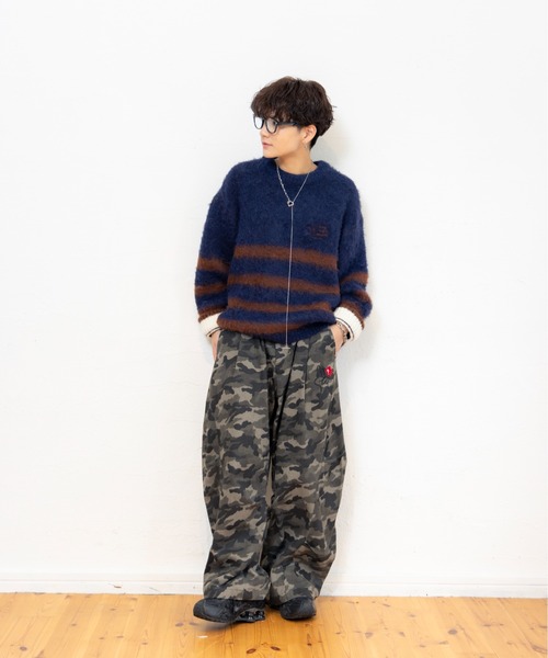 Half‑stripe knit — вязаный свитер с половинчатой полосой