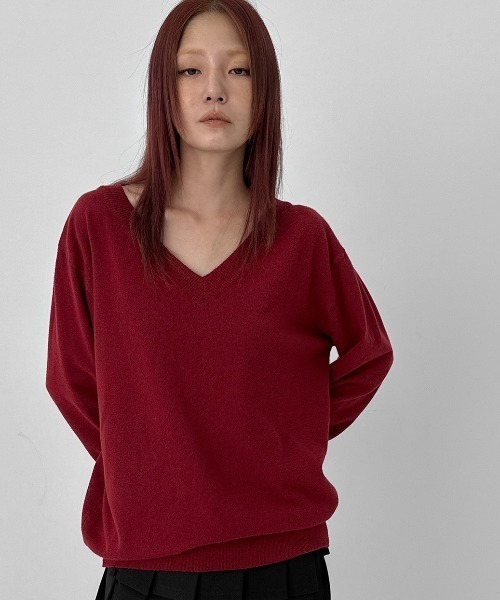 [MADE] Будурилюз фит V‑neck ништ (V‑образный вырез)