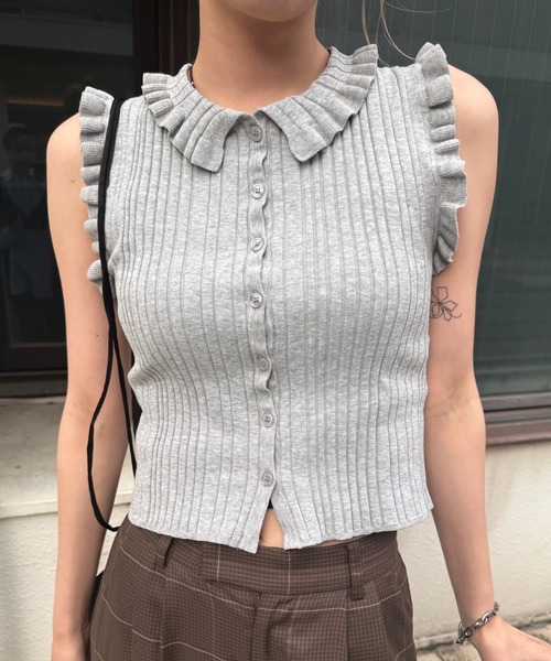COMPACT FRILL COLLAR KNIT — трикотаж с фалдами у воротника