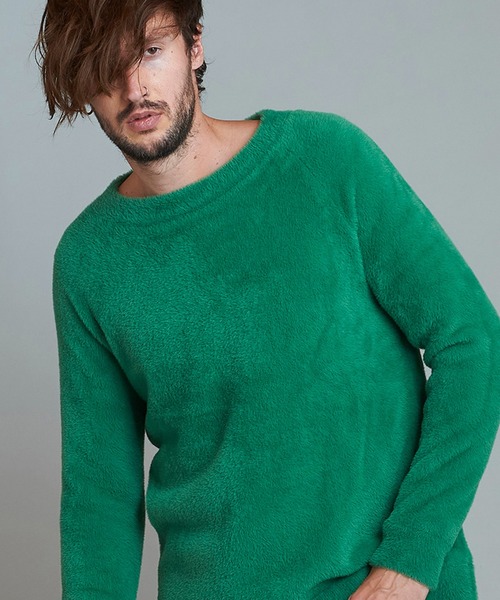 NO ID. — Shaggy Knit Crew Neck Big Pullover — тёплый крупной вязки свитер с вырезом‑локус.