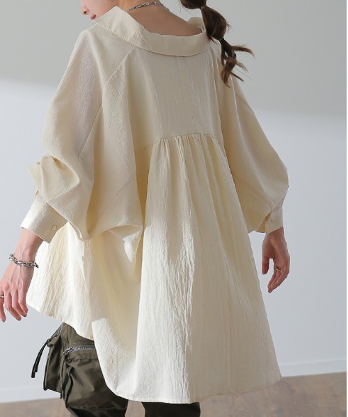 Растягивающаяся майка oversize — оверсайз футболка с разрезами