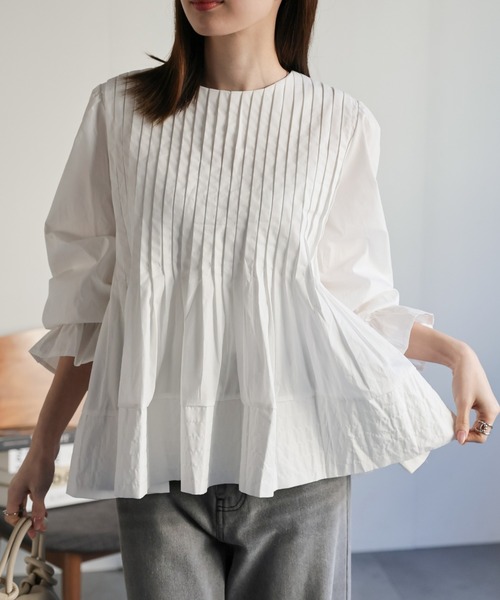 Pintuck Peplum Blouse — блуза с пинтачами и баской