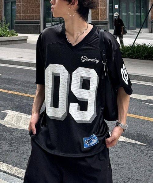 Numbing mesh futball boot T-shirt