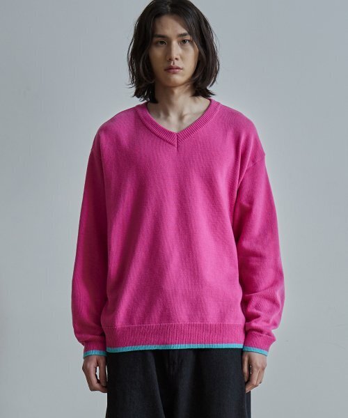 Merino Wool Color Mixed V-Neck Knit — V-образный вязаный свитер (bright pink & mint)
