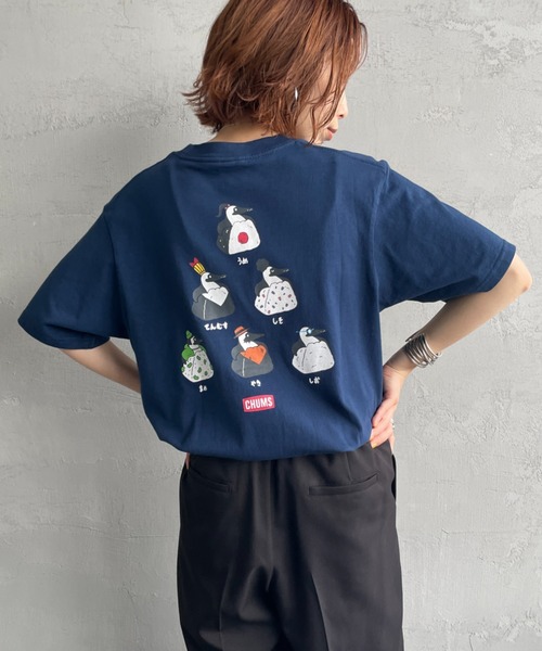 [WEB限定] CHUMS BOOBY ONIGIRI FRIENDS — футболка с принтом backprint