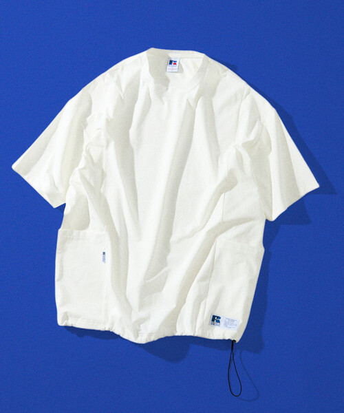 Лимитированная RUSSELL ATHLETIC × FREAK'S STORE — футболка Russell Athletic с большим логотипом, бейсбол‑стиль, карман, хамкорд плечо