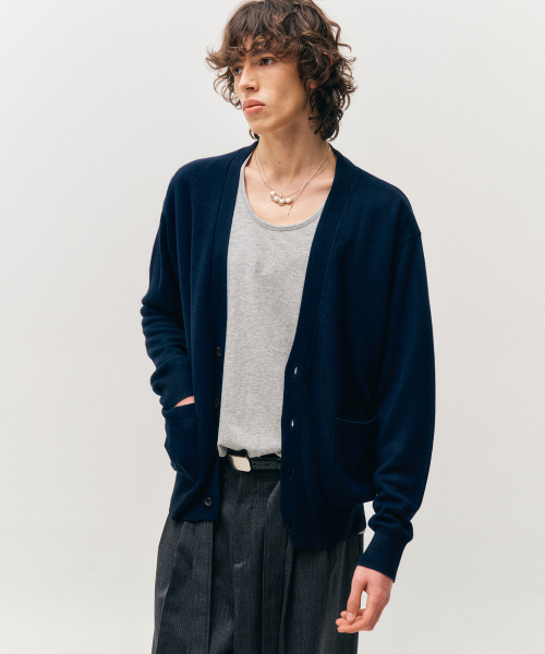 Essential rules fit V‑neck cardigan (navy)