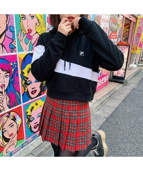 SWEAT HOODIE — толстовка‑худи.