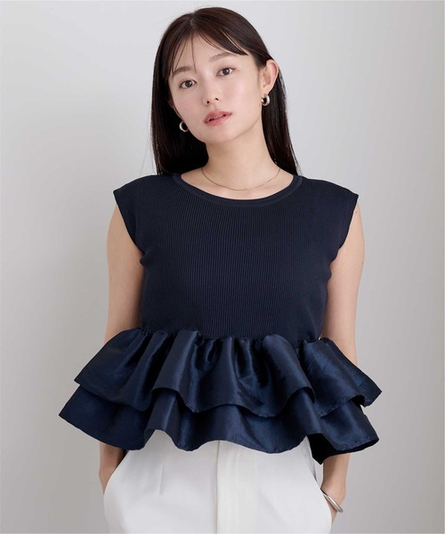 French Sleeve Brey layered frill knit — трикотаж с рукавами-френч и оборками