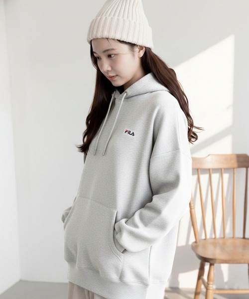 FILA женский логотипный реглан с вышивкой на спинке, подкладка из махры, Sweet pullover — модель F‑DI