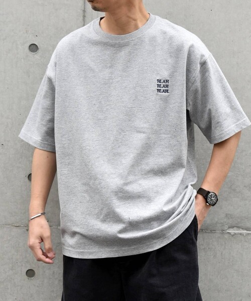 [WEB限定] SHIPS any: BLAH BLAH BLAH — унисекс刺繍 loose T‑shirt (унисекс)