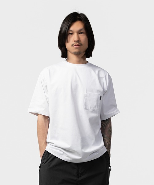 THE NORTH FACE S/S Airy Pocket Tee — лёгкая футболка с нагрудным карманом