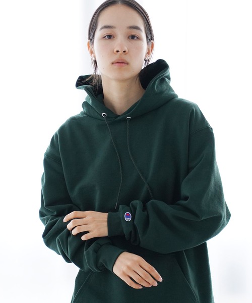 Champion Sweet Oversize Pull Parker — пуль‑парка, большая серия, с внутренним начесом