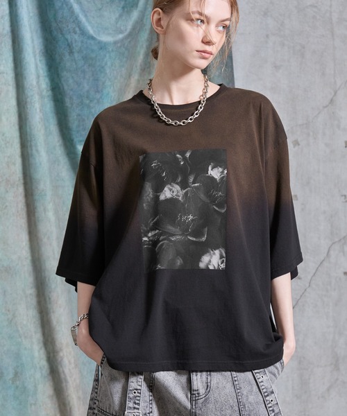 SERACE Vintage design gradation graphic t‑shirt — винтажная графическая футболка с градиентом