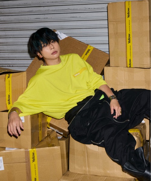 Yellow by Takahisa Masuda HOOK & LOOP — футболка