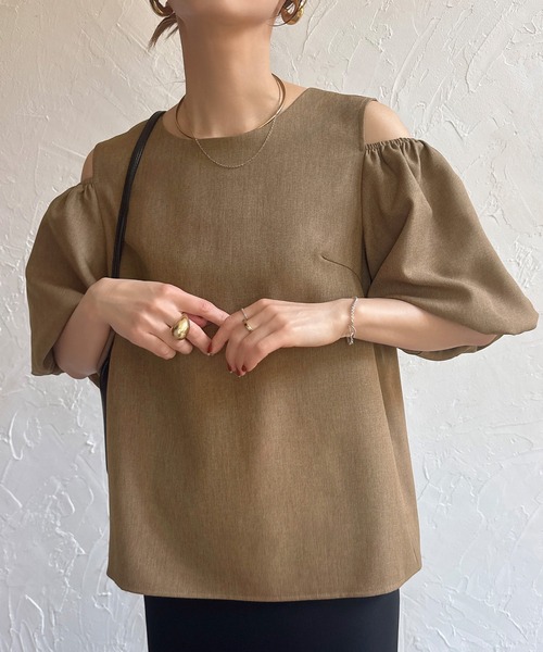 Linen‑like open shoulder blouse