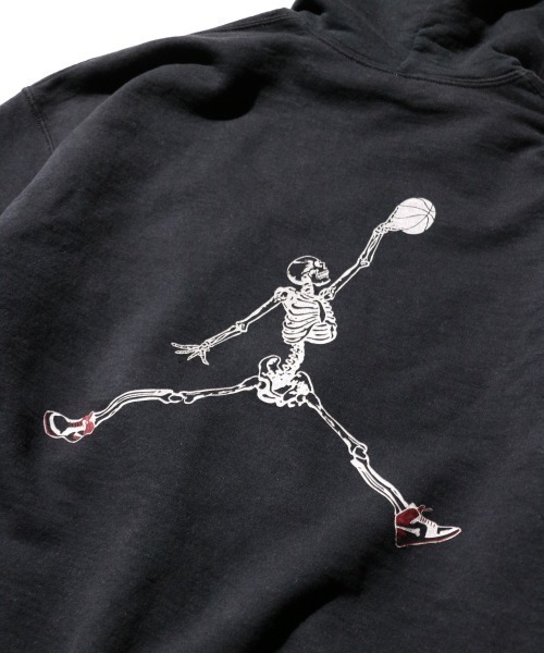 THRIFTY LOOK / SKULL JUMP PULL HOODIE — худи с черепом