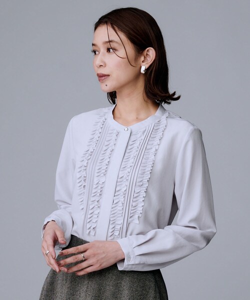 [Можно носить одной вещью/One‑off] Frill satin blouse — блузка с рюшами